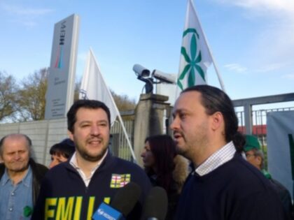 Salvini e Fabbri protestano contro l'inceneritore nel 2014